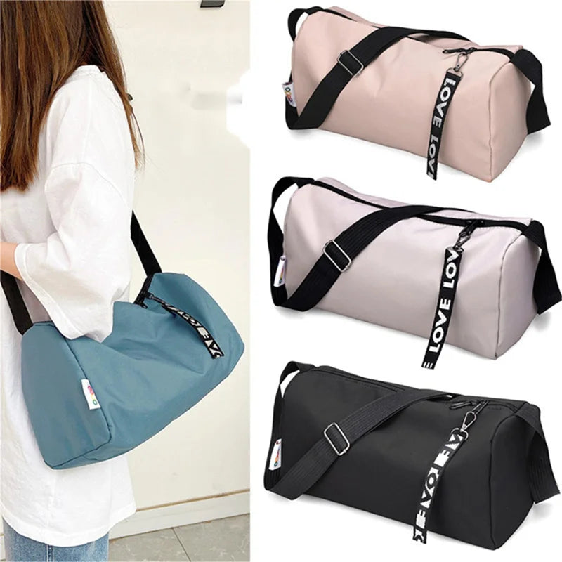 Sporty Elegance Sports Bag - SwiftFit Nylon Sports Bag for Activities