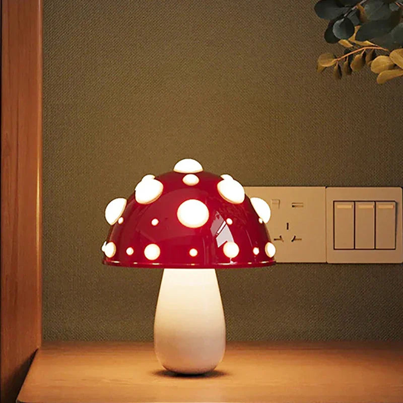 FungiLuxe - Playful LED table lamp in mushroom style