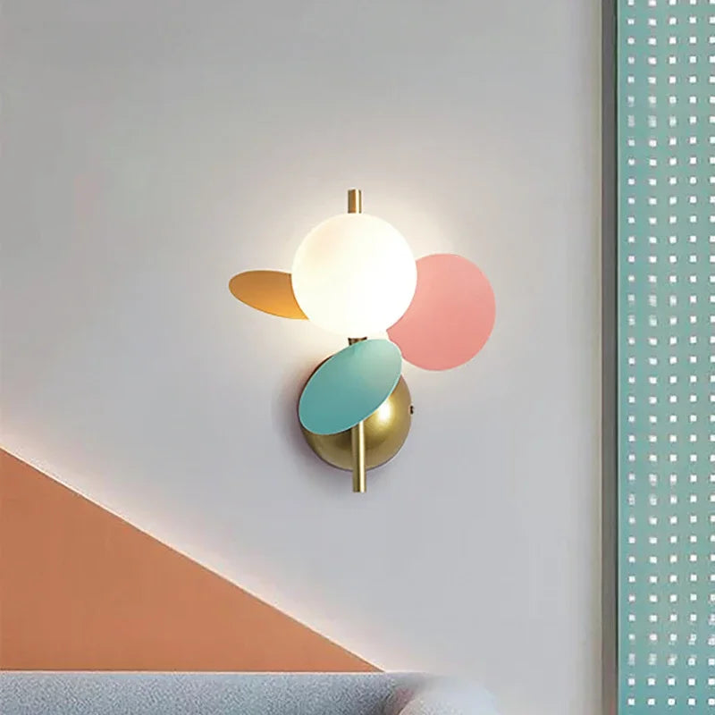 MacronLicht – Modern LED Acrylic Wall Lamp