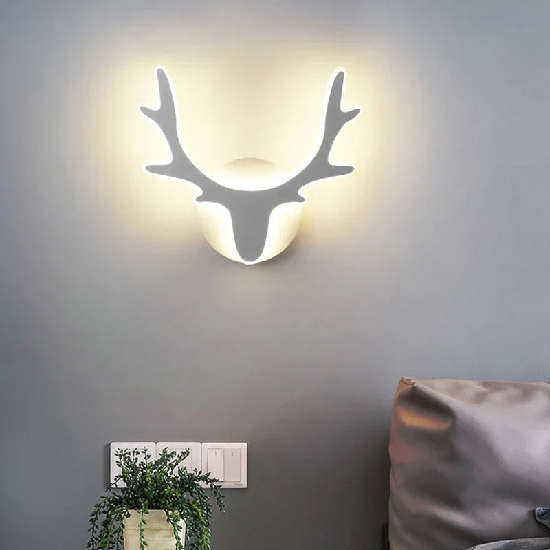 LuminousDream – Modern LED Wall Lamp for Atmosphere