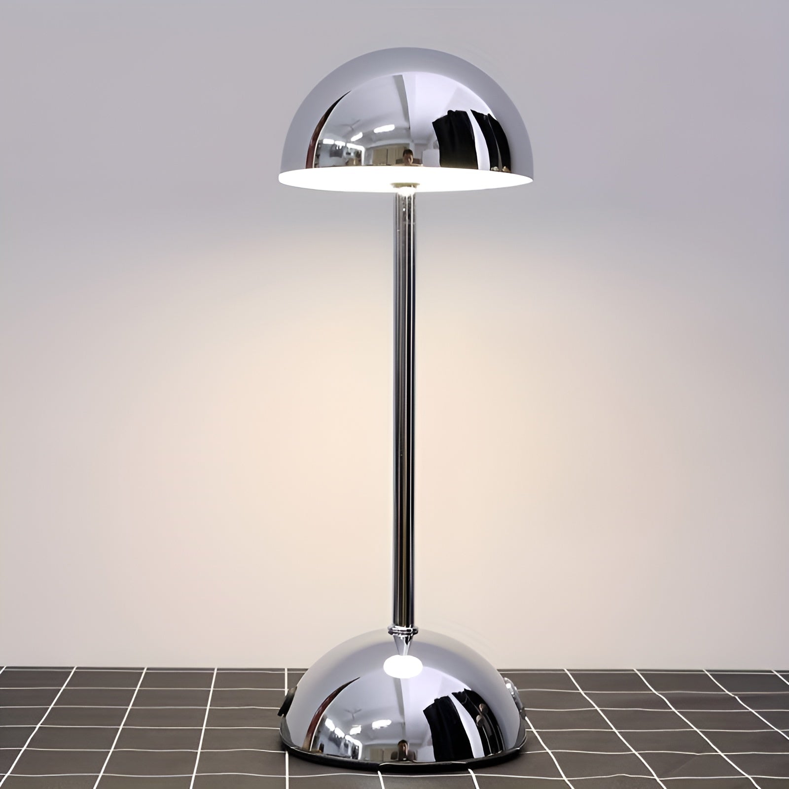 Modern ShineMushroom Lamp with Touch Control - Stylish &amp; Dimmable