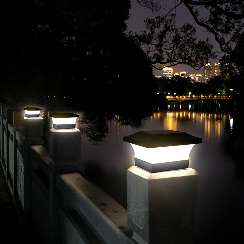 Solinova – Modern solar LED outdoor lamp