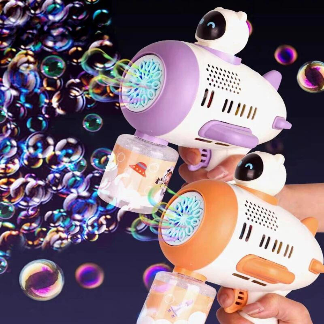 Spaceman Bubble Blaster - Innovative bubble blaster for outdoor fun