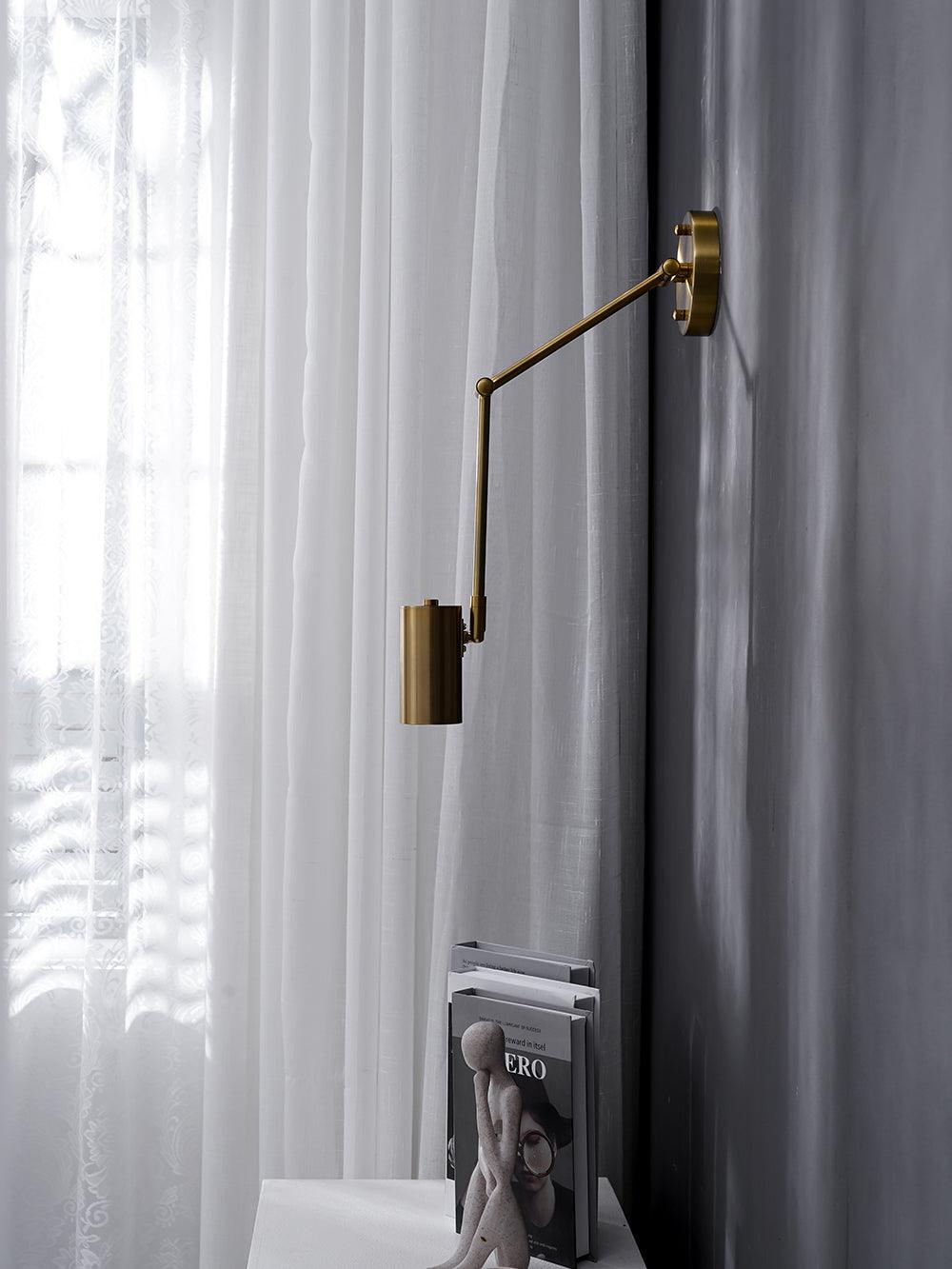 ModernGlow - Stylish Wall Lamp in Metal and Acrylic