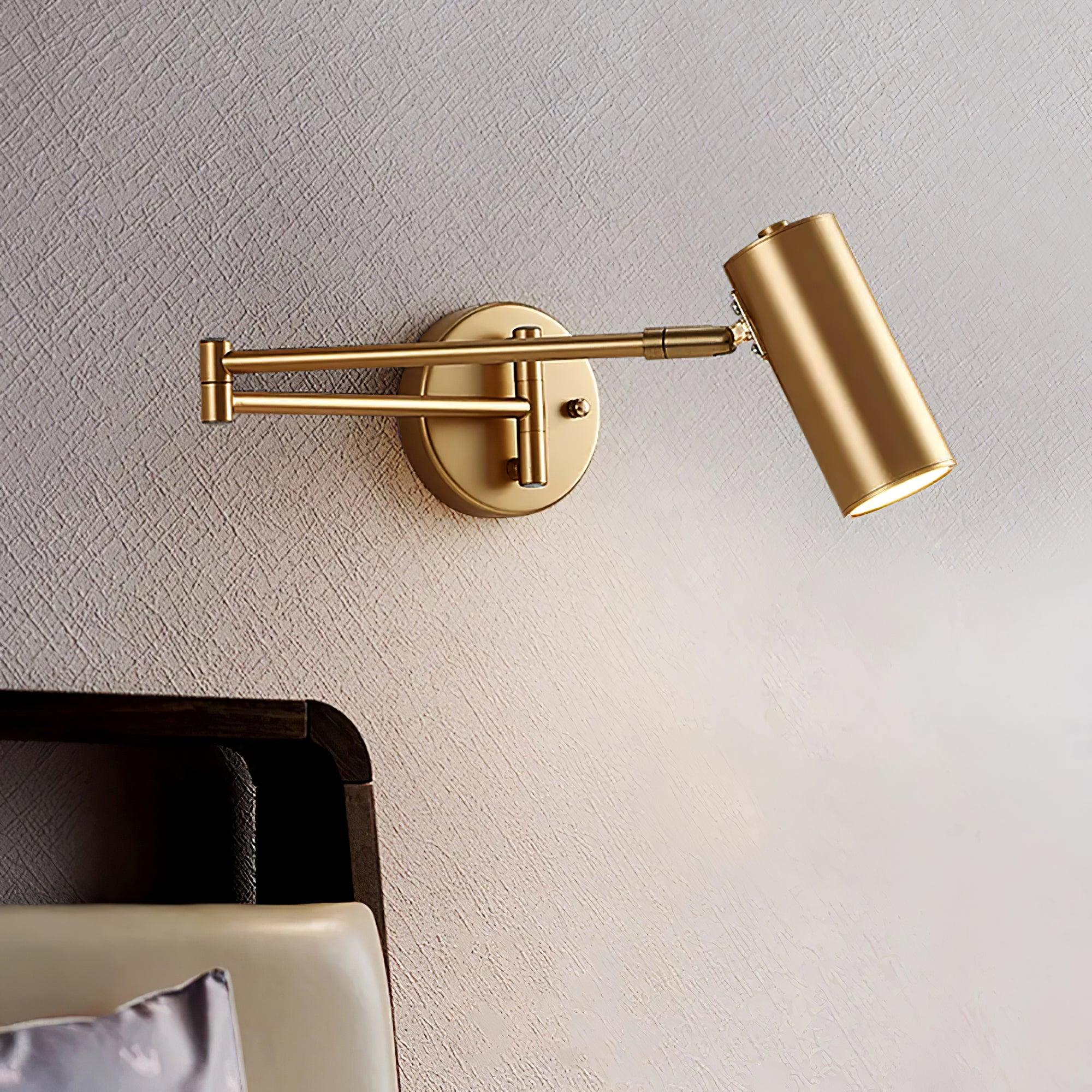 ModernGlow - Stylish Wall Lamp in Metal and Acrylic