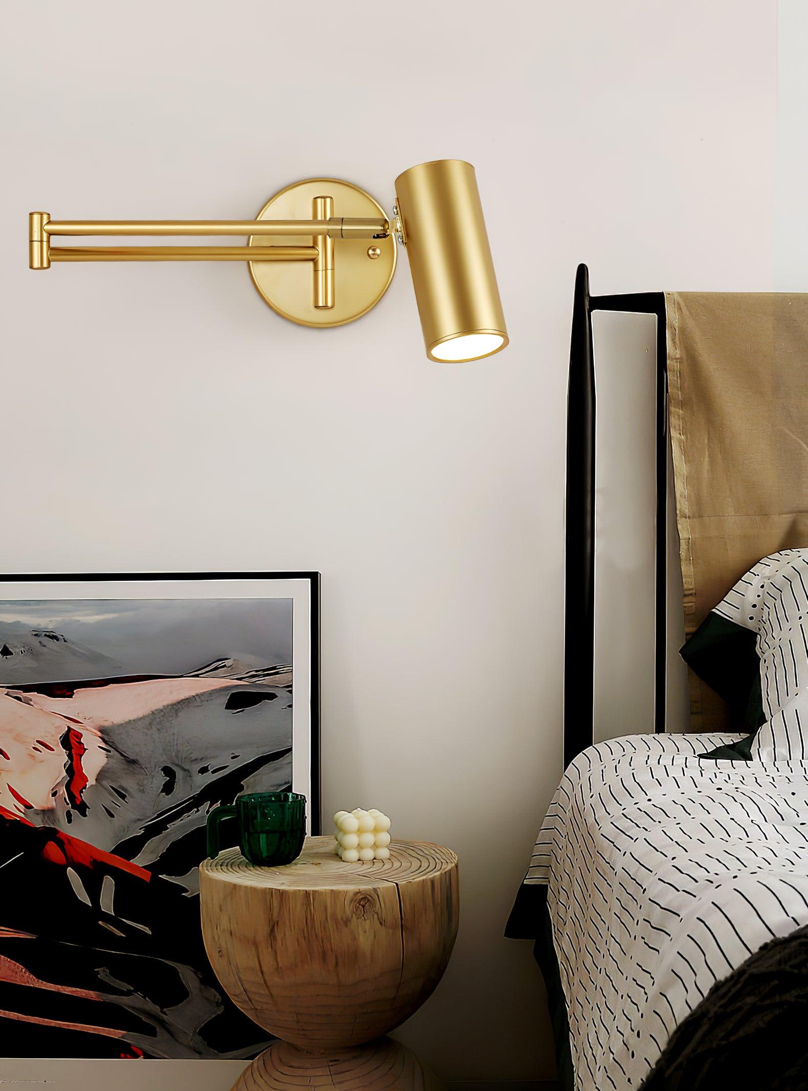 ModernGlow - Stylish Wall Lamp in Metal and Acrylic
