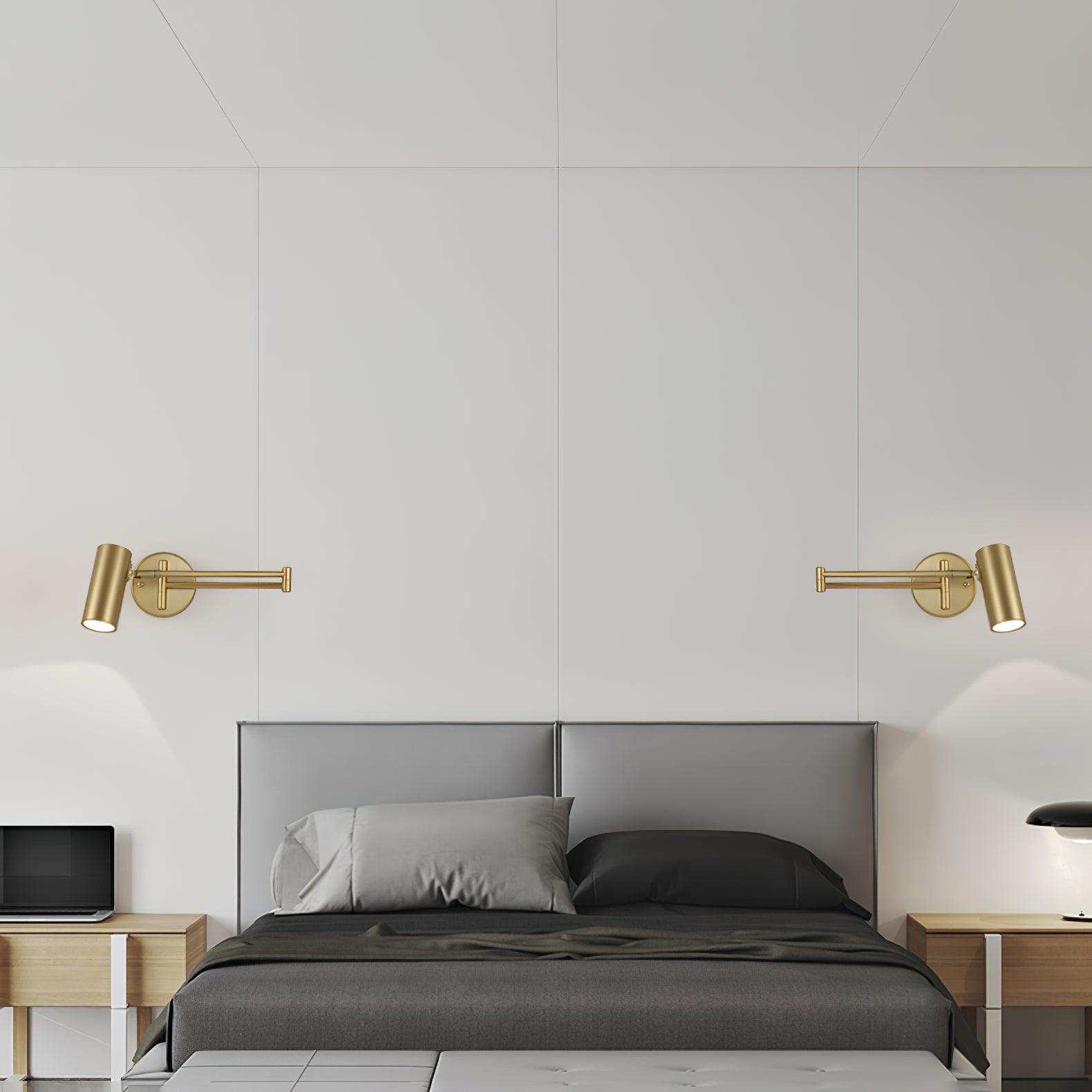 ModernGlow - Stylish Wall Lamp in Metal and Acrylic