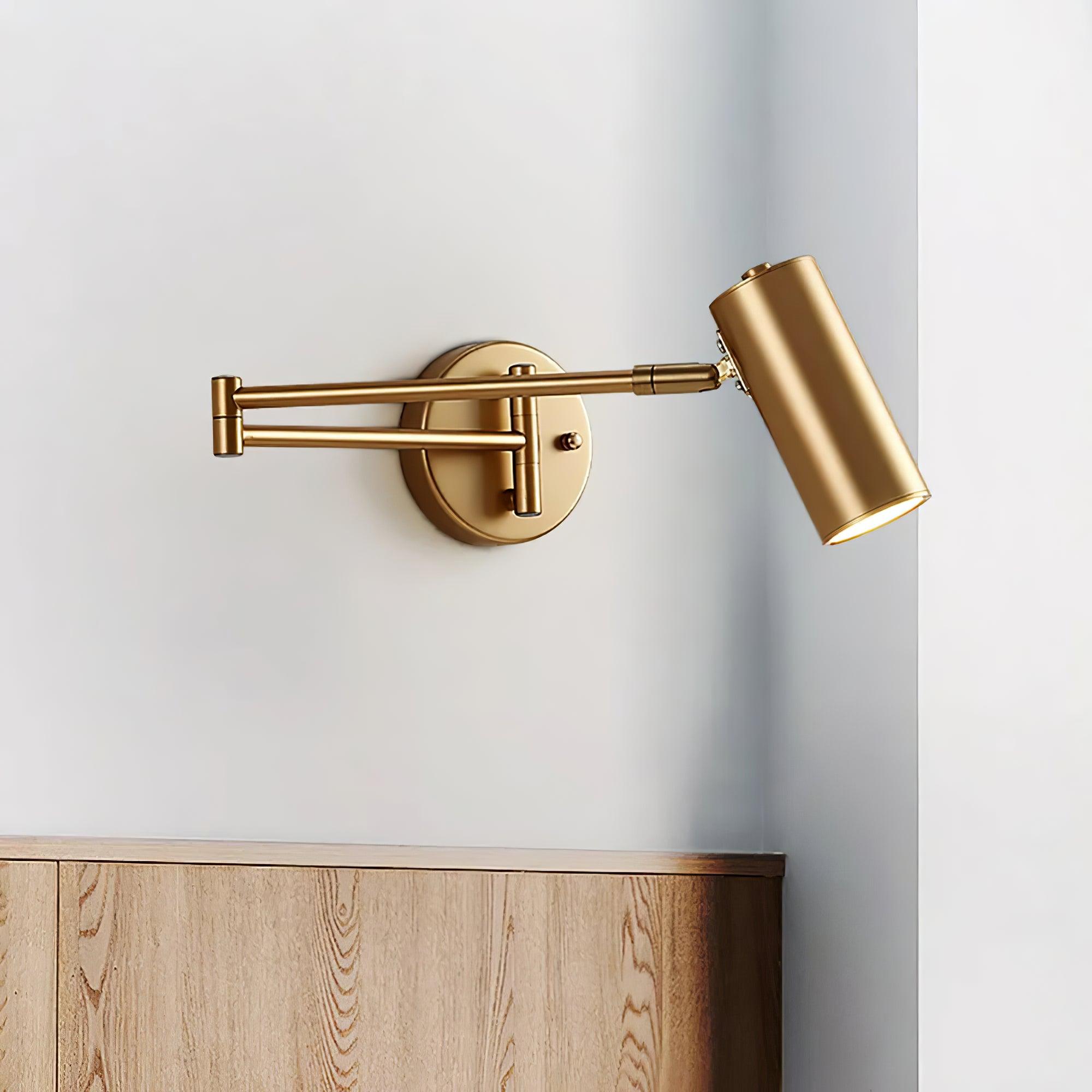 ModernGlow - Stylish Wall Lamp in Metal and Acrylic
