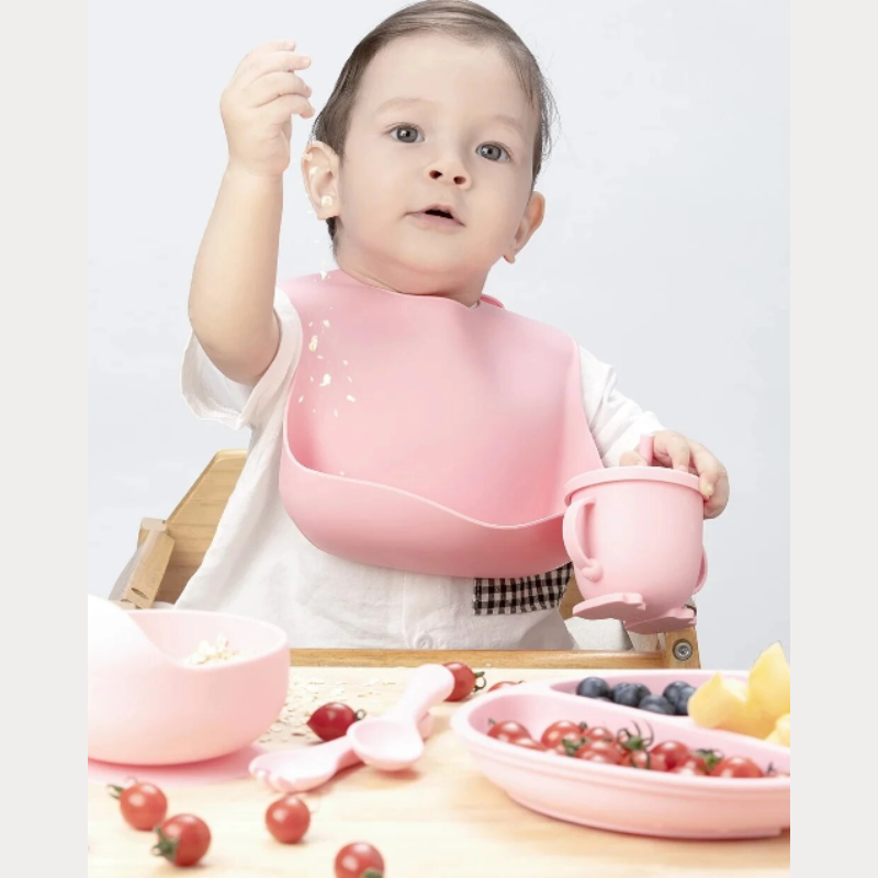 TinyBites – Stylish Silicone Teething Set for Babies