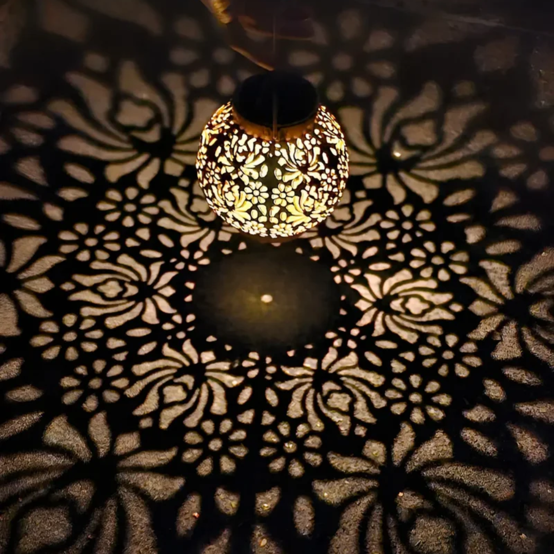 RadiantGlow – Waterproof LED Garden Light with Solar Cell
