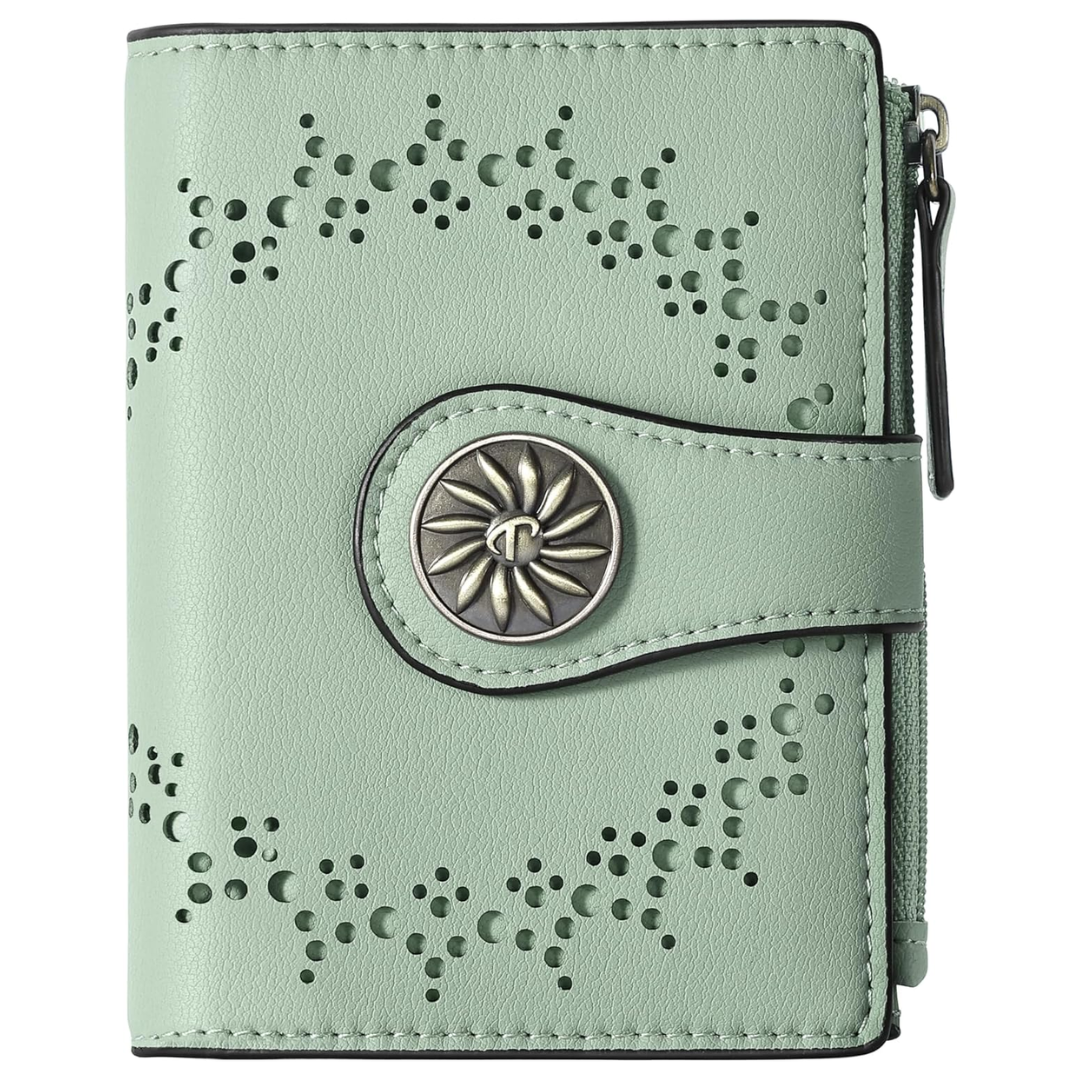 ClaireSlim – Elegant RFID Women's Wallet with Zipper