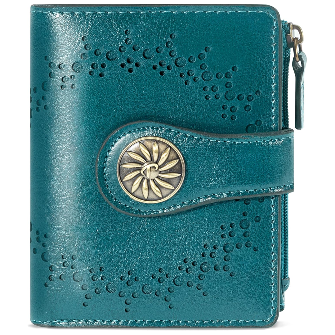 ClaireSlim – Elegant RFID Women's Wallet with Zipper