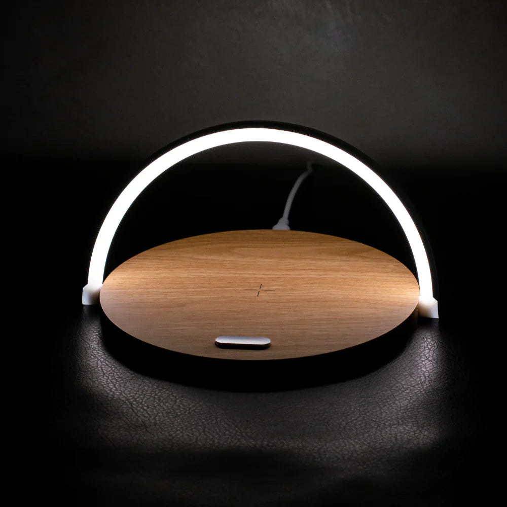 3-in-1 Chargelight - Lamp including wireless charger