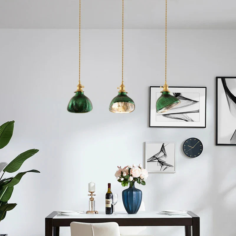 GlassGleam – Retro Glass Pendant Lamp for Atmospheric Lighting