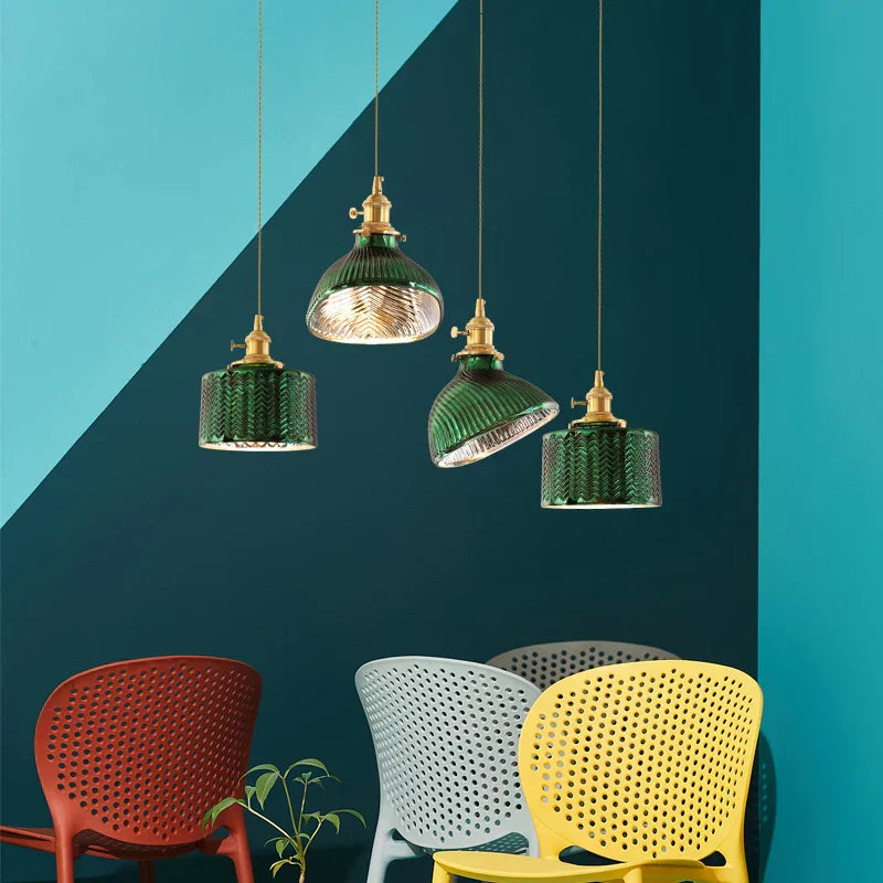 GlassGleam – Retro Glass Pendant Lamp for Atmospheric Lighting