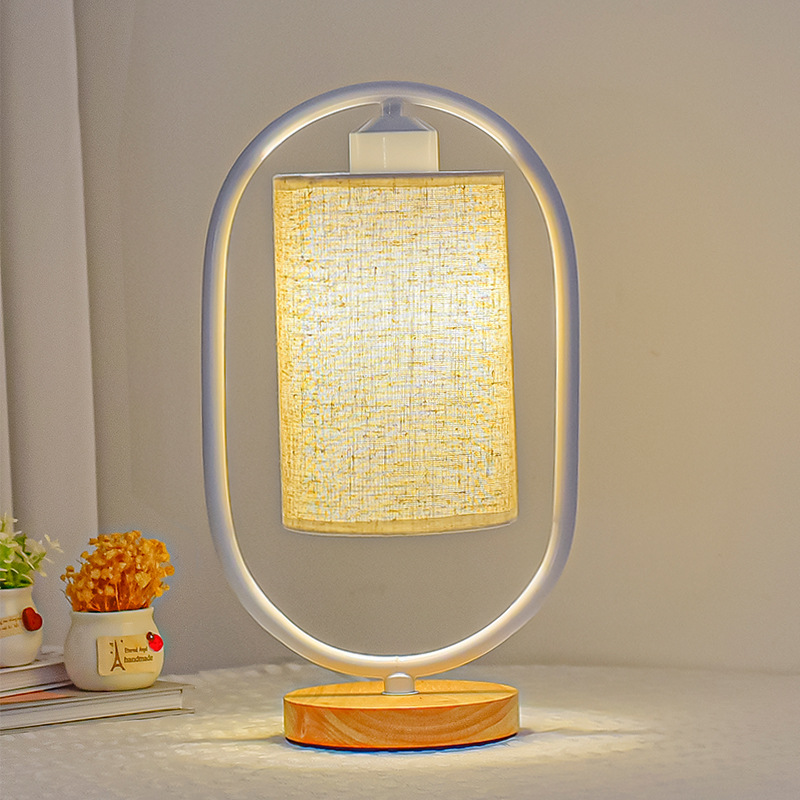 Timeless Elegance - Vintage Wooden LED Lamp with Dimmable Function