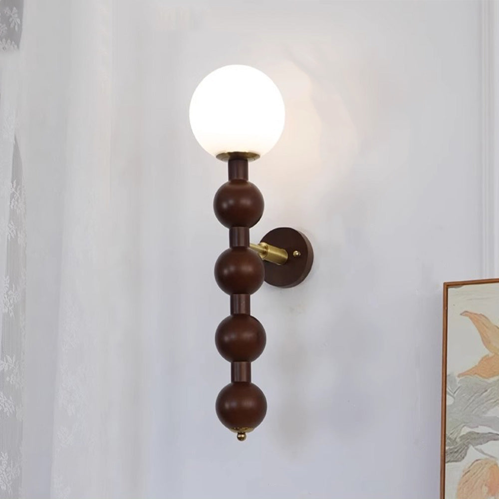 LumenSphere - Luxe Metallvägglampa med Bollar