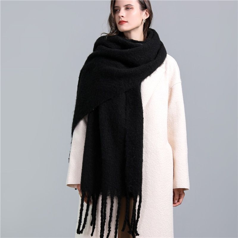 CosyPlaid Scarf – Warm, Trendy Winter Style