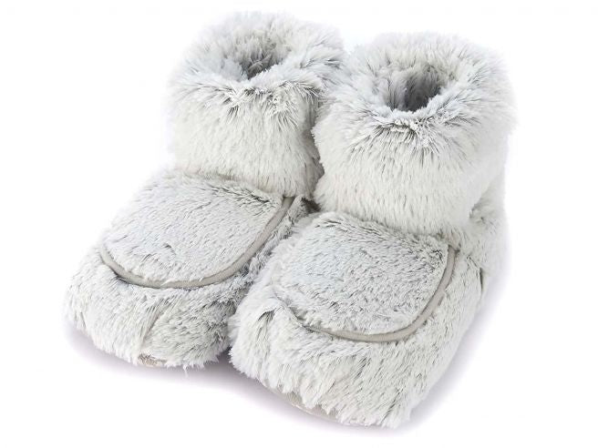 CozySteps – Luxurious Slippers for Winter Comfort