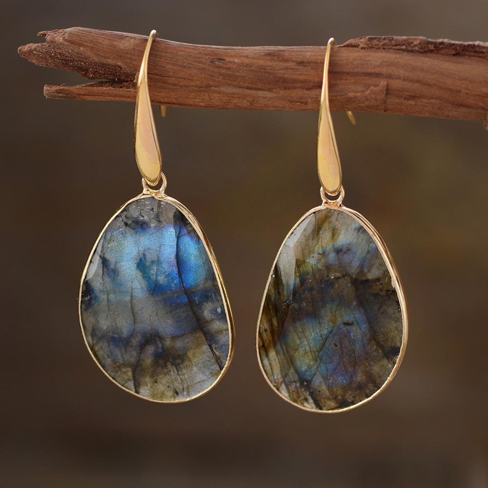 Labradorite Dream Earrings – Elegant Lunaris Jewelry