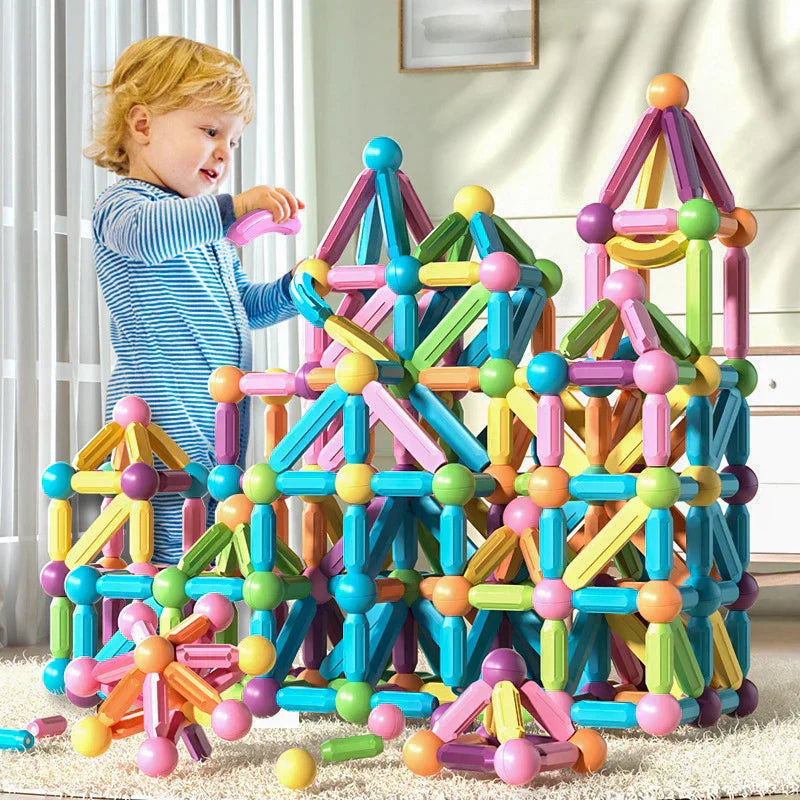 CreativeBuild – Magnetic Playset for Young Builders
