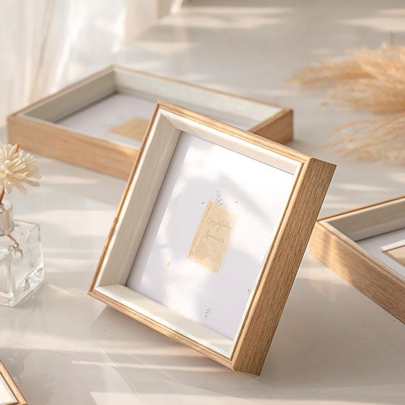 ElegantFrame – Luxurious Photo Frame with Golden Frame