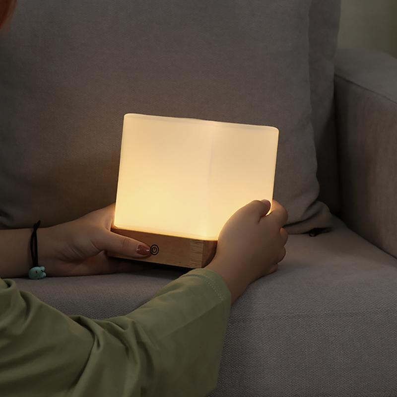 GloedCube Trådlös LED Bordslampa – Modern och Energieffektiv