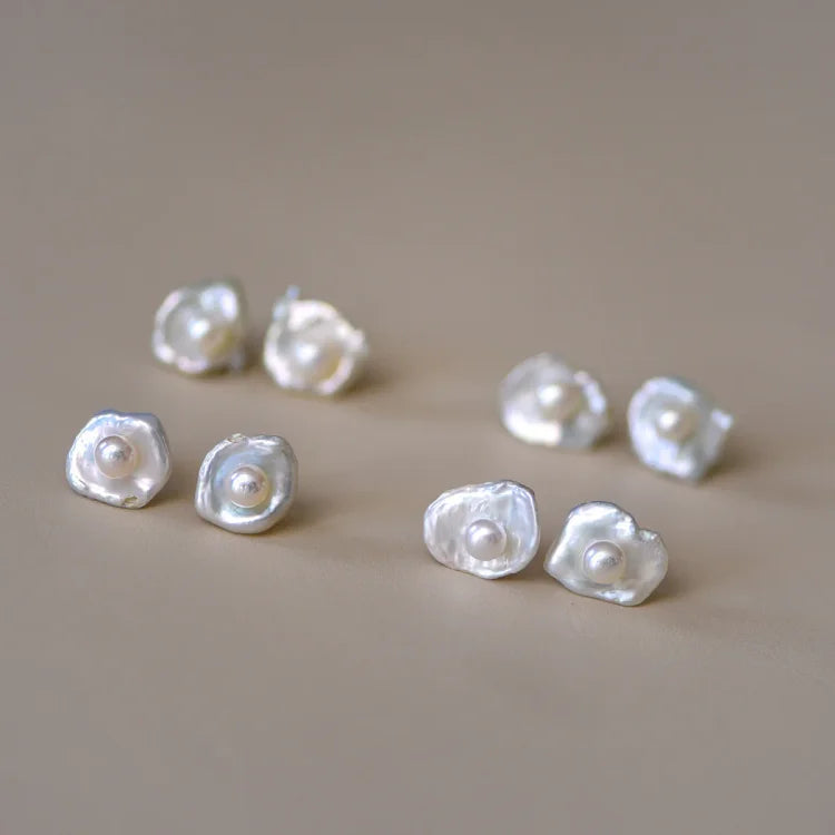 Elegant Baroque Pearl Earrings - Noa