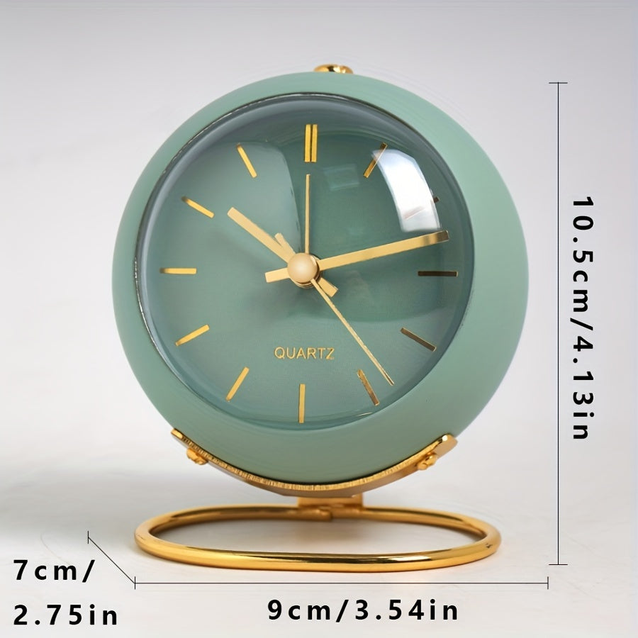 EleganceTime - Luxurious Quartz Alarm Clock in Metal Design