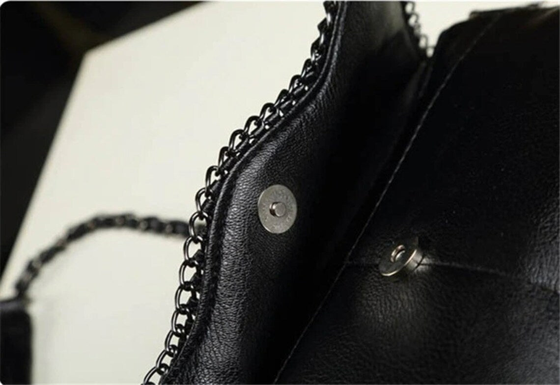 Alexa Clutch – Timeless Elegance in Fashion