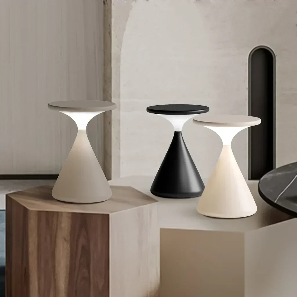 AéroLumi - Stylish Wireless Sabliervorm Lamp