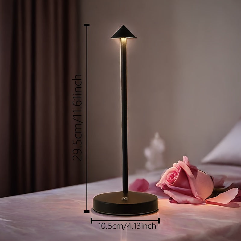 ConusLamp – Strakke USB Table Lighting