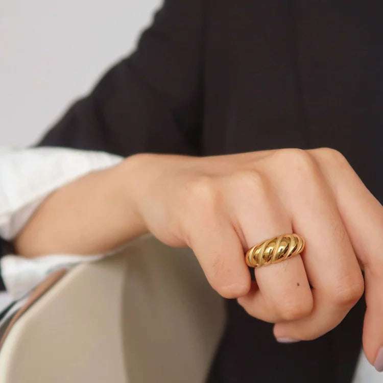 Refined Gold Twisted Dome Ring - Selene Elegans