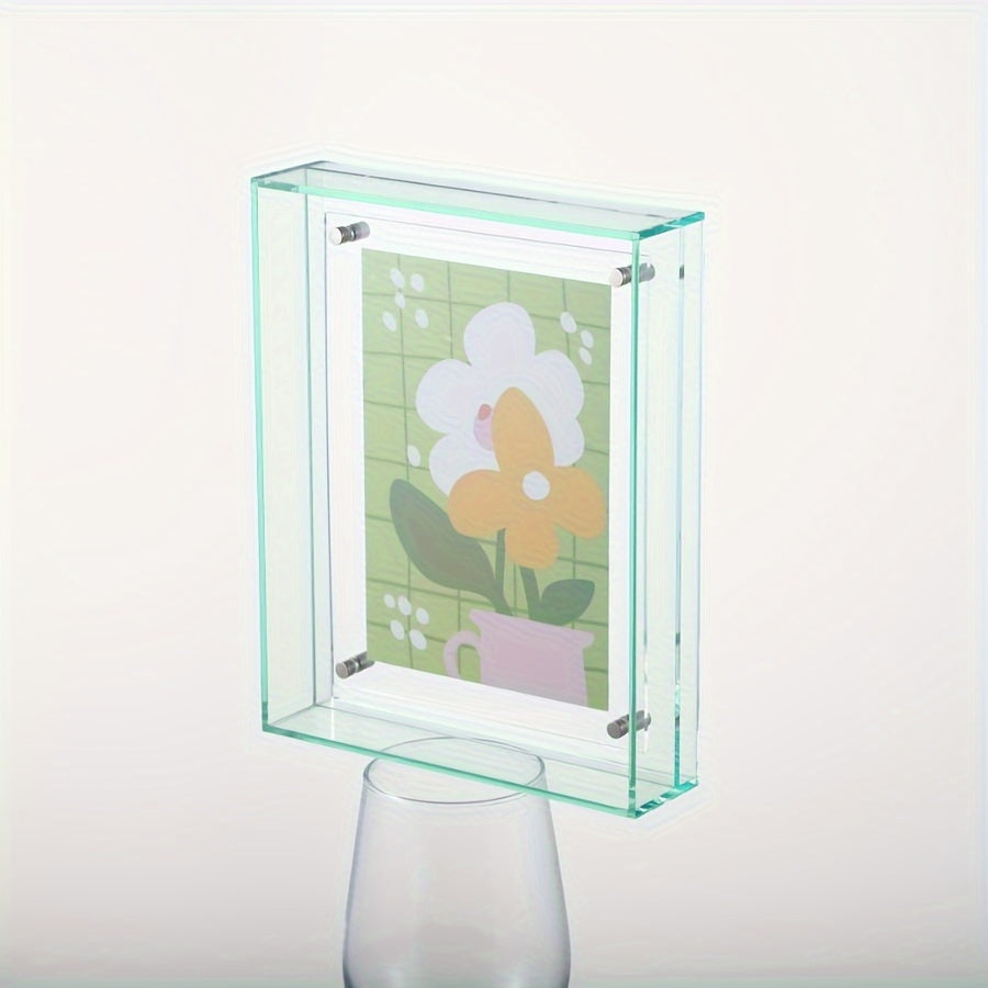 ChicFrame – Luxurious Acrylic Photo Frame for Your Pictures