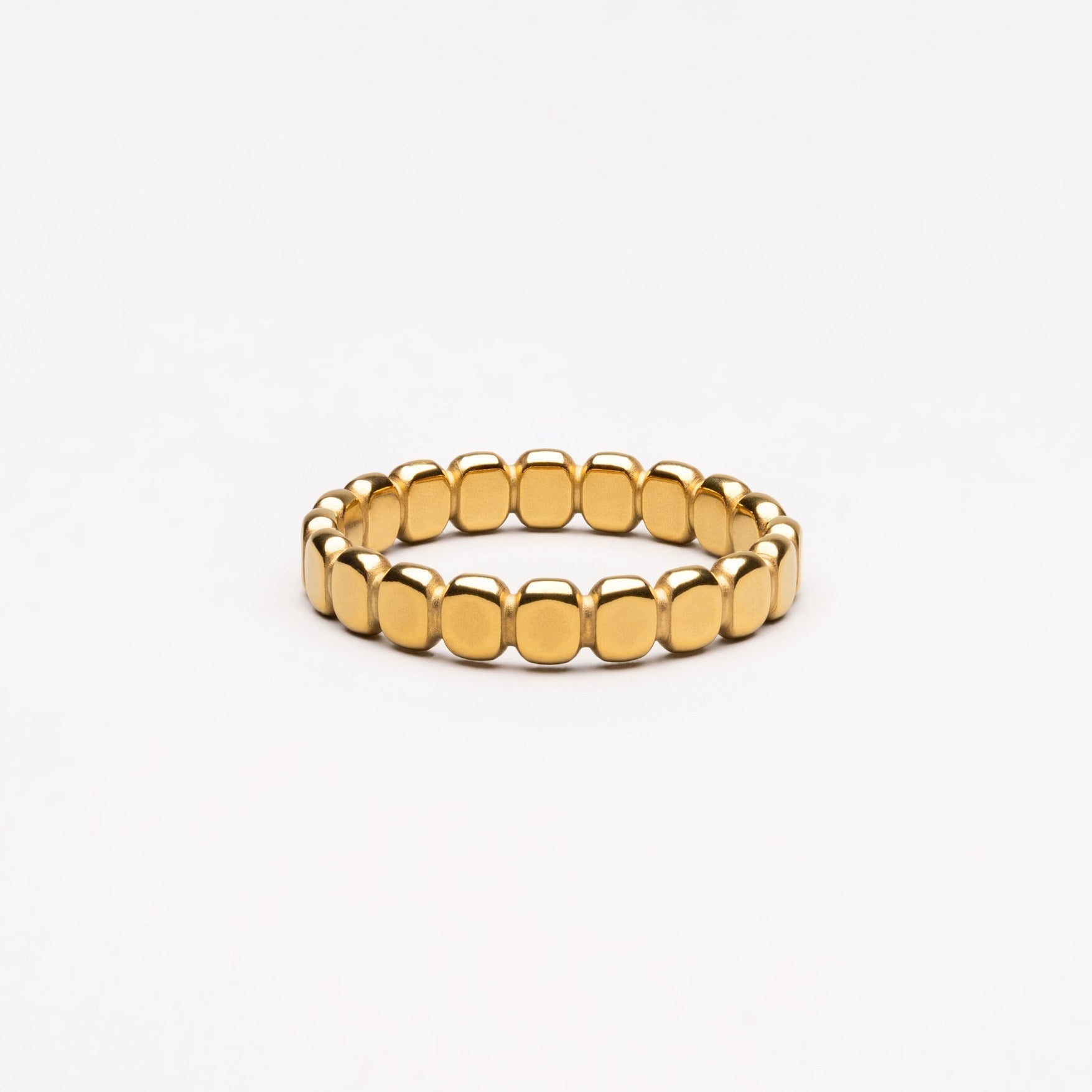 Elegant Elina necklace for a timeless look