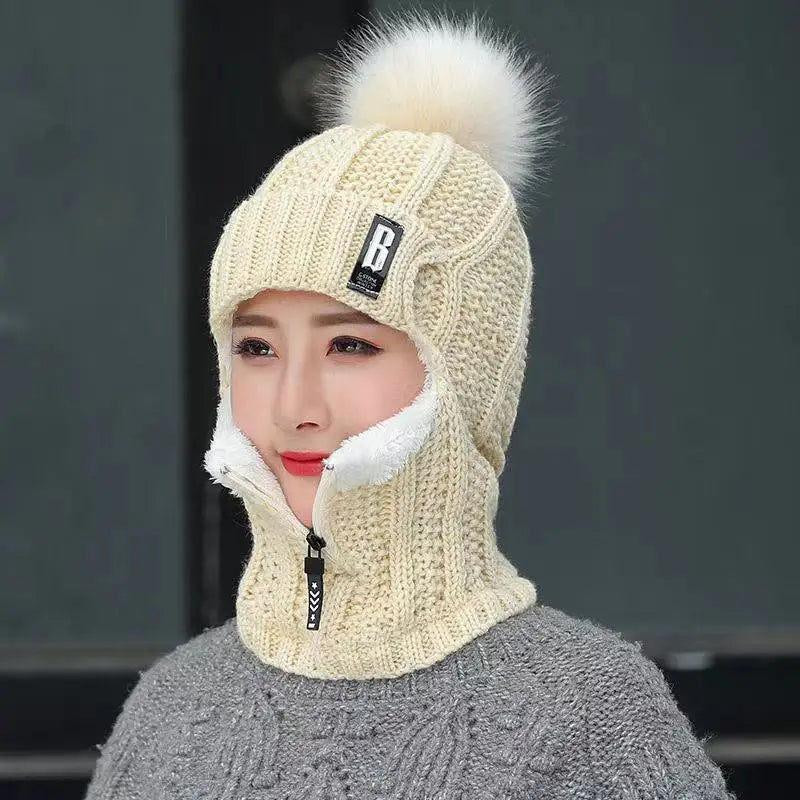 WinterPom – Trendy Accessory for Cold Winter Days