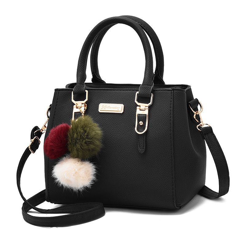 Helen Crossbody Bag – Timeless Elegance Accessory