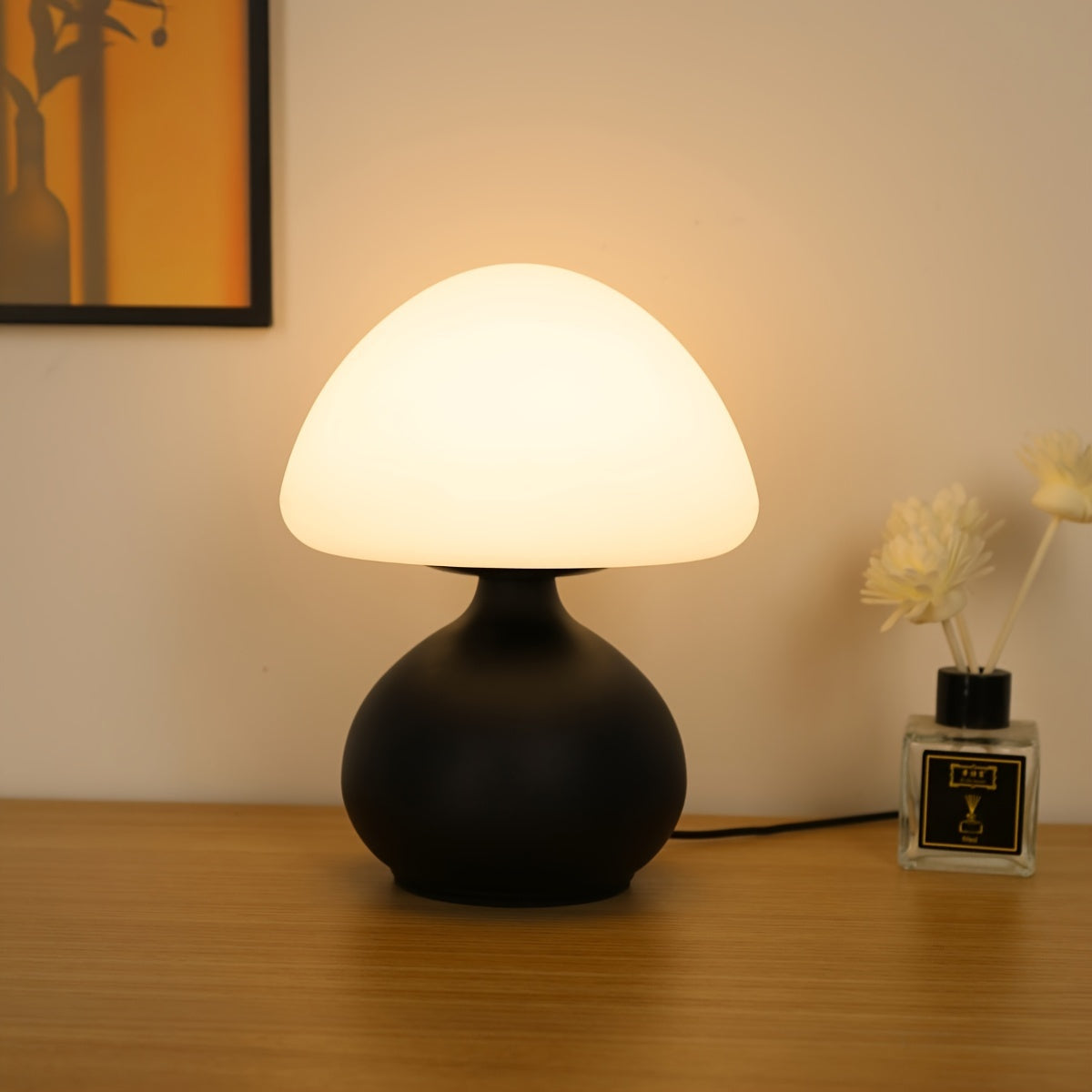 ModernLight - Chic Mushroom Table Lamp with USB