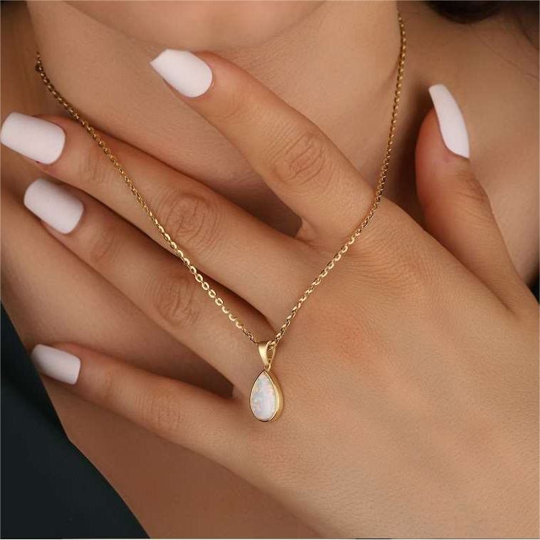 Eloise 18K Natural Opal Drop Pendant Necklace - A Captivating Elegance