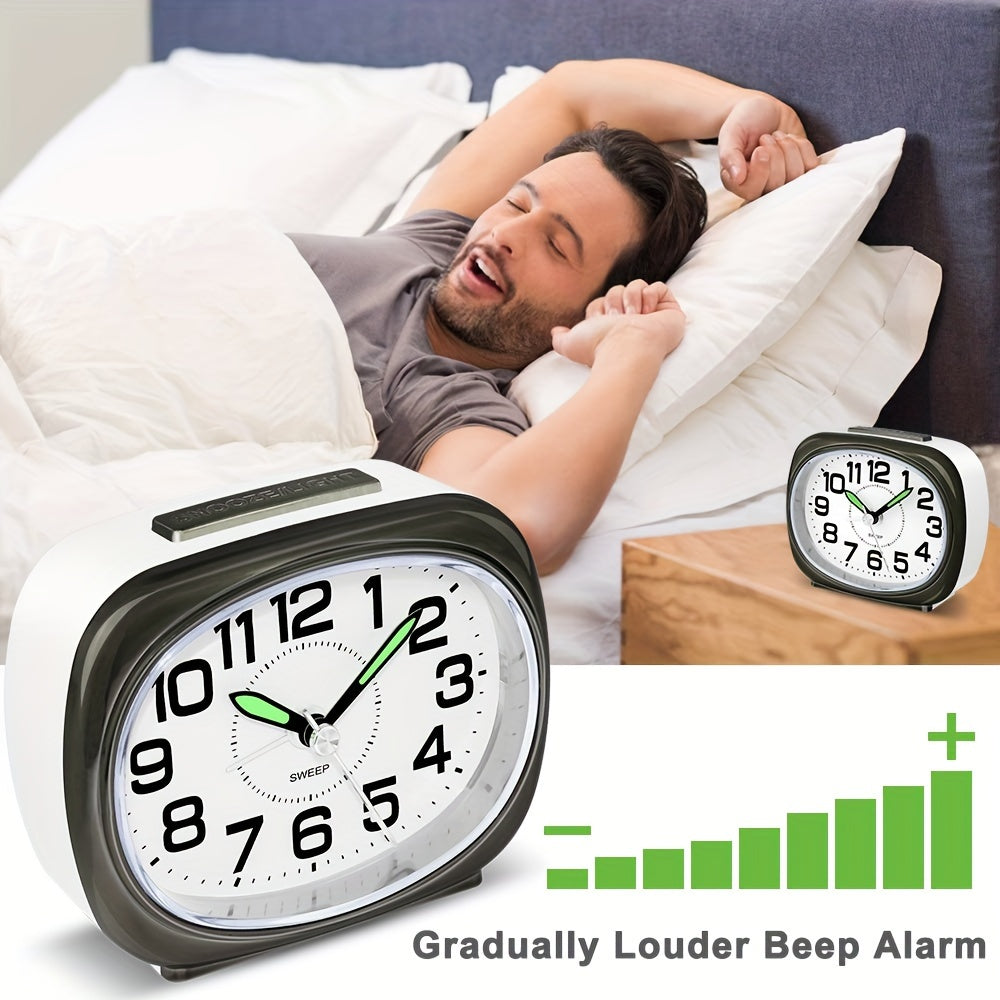 TravelTime Clock – Silent Alarm Clock with LED Night Light