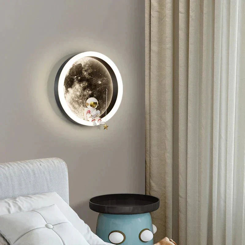 Spacelume - Maan LED Wall Lamp