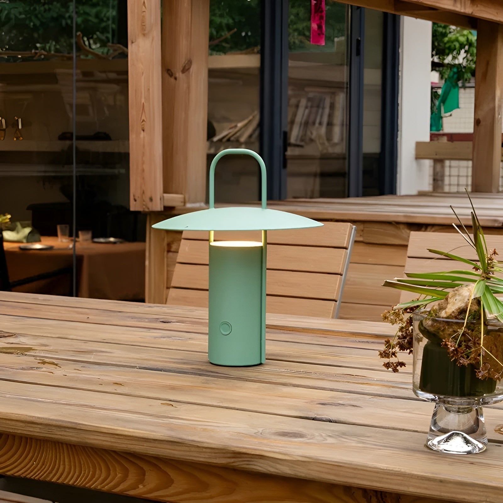 GlowLight Garden Light – Magical LED Table Lamp for Outdoor Use, Water Resistant &amp; Rechargeable