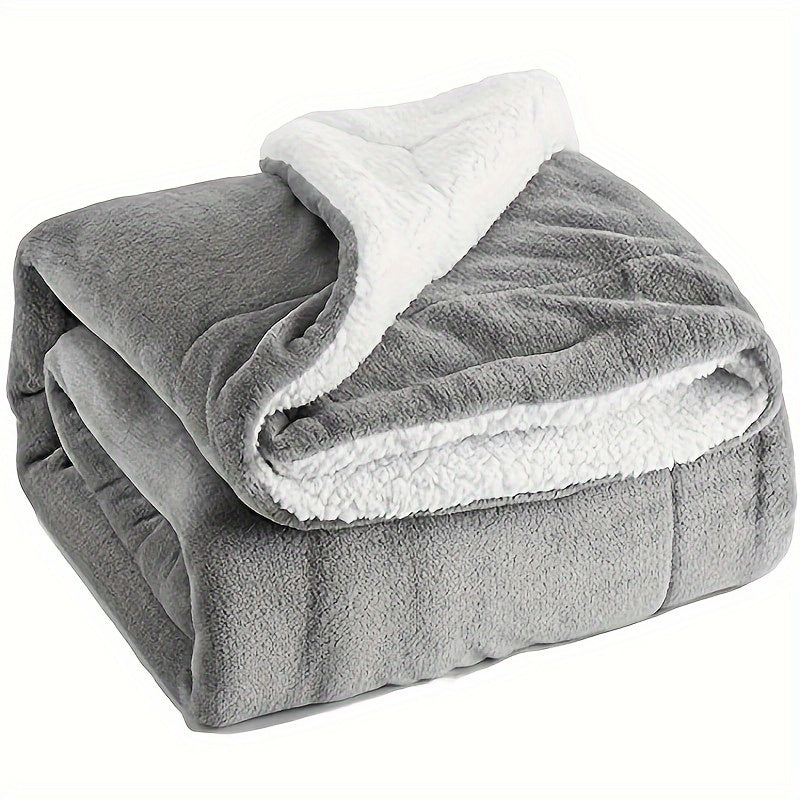 Chic Sherpa Fleece Blanket for Optimal Comfort