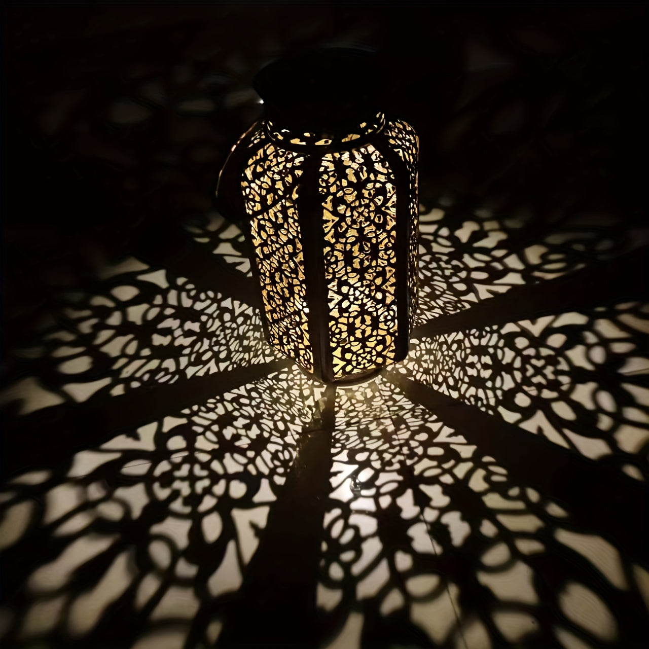 SolarGlow Lantern - LED Garden Lighting with Solar Energy