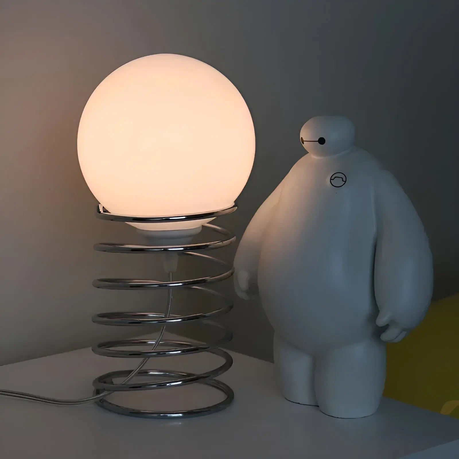 Spring Moon Glow - Elegant Moon Lamp with Customizable, Celestial Light