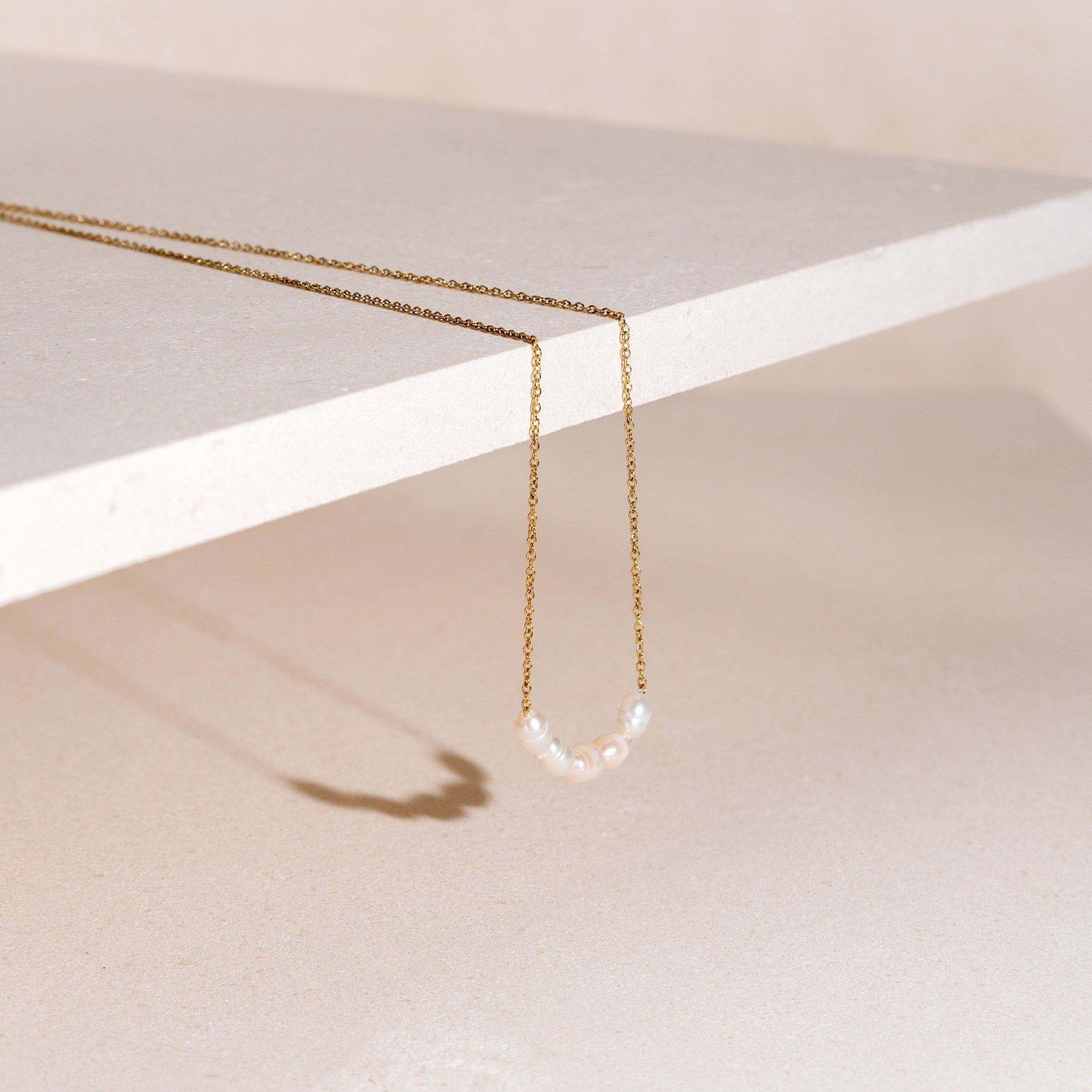 Elegant Celina Halsband med Lyxiga Sötvattenspärlor