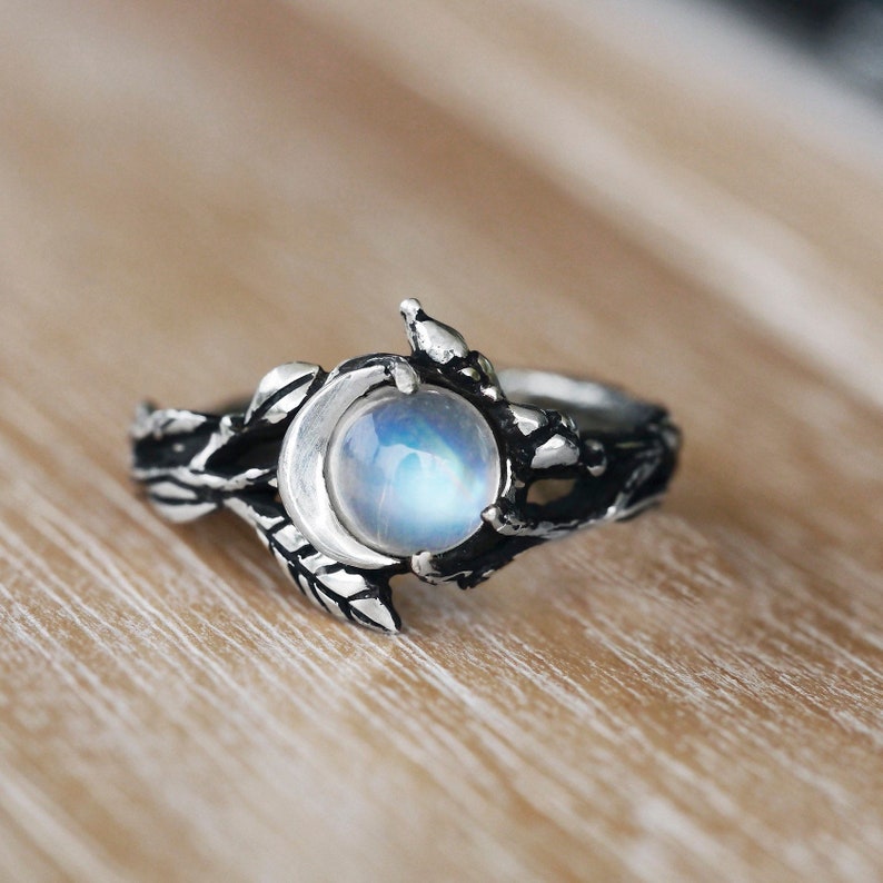 Elegant Iris Moonstone Statement Ring - Make a Bold Impression