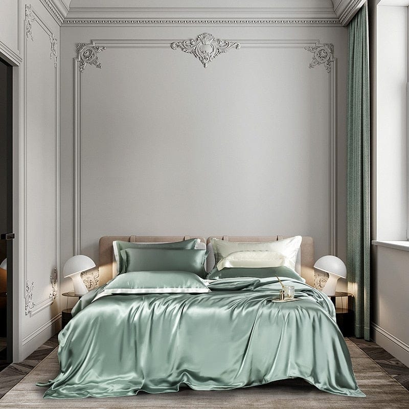 Premium Mulberry Silk Bedding Set – Luxury and Comfort