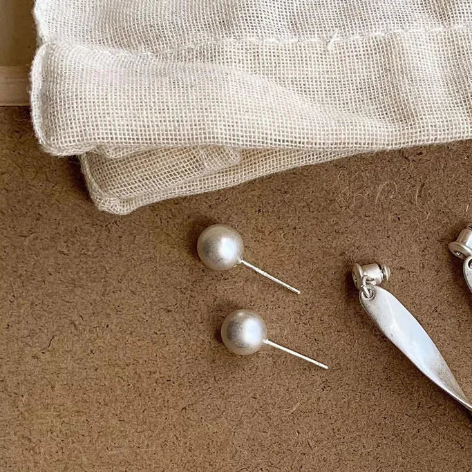 Sparkling Silver Golf Texture Earrings - Lina