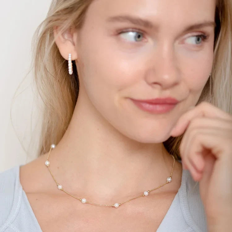 Serena Timeless Gold Pearl Necklace for an Elegant Statement